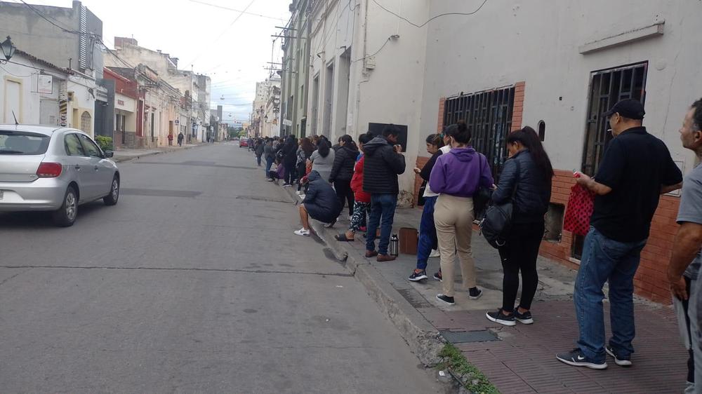 largas filas en anses