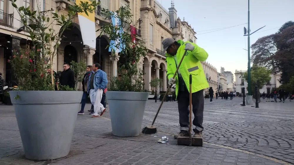 035b53d9-6036-4ac6-a219-0a98b71798ba