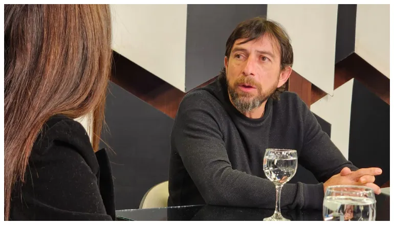 eduardo costello en día de miércoles