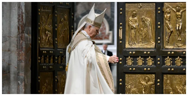 puerta vaticano