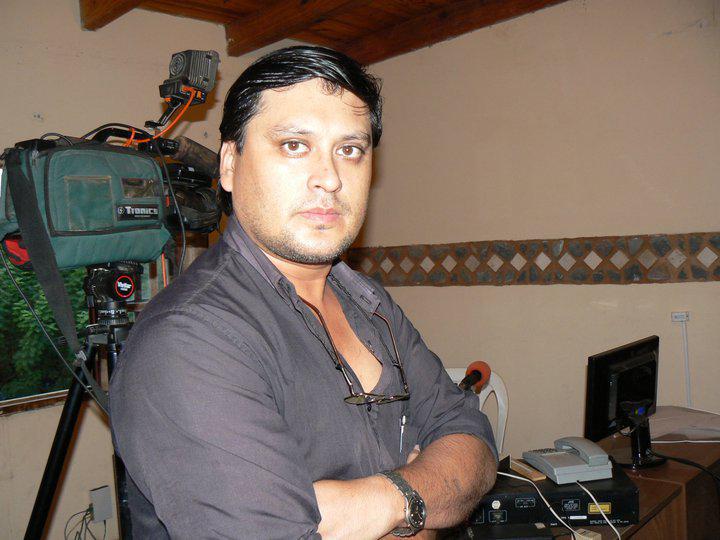 periodista moldes