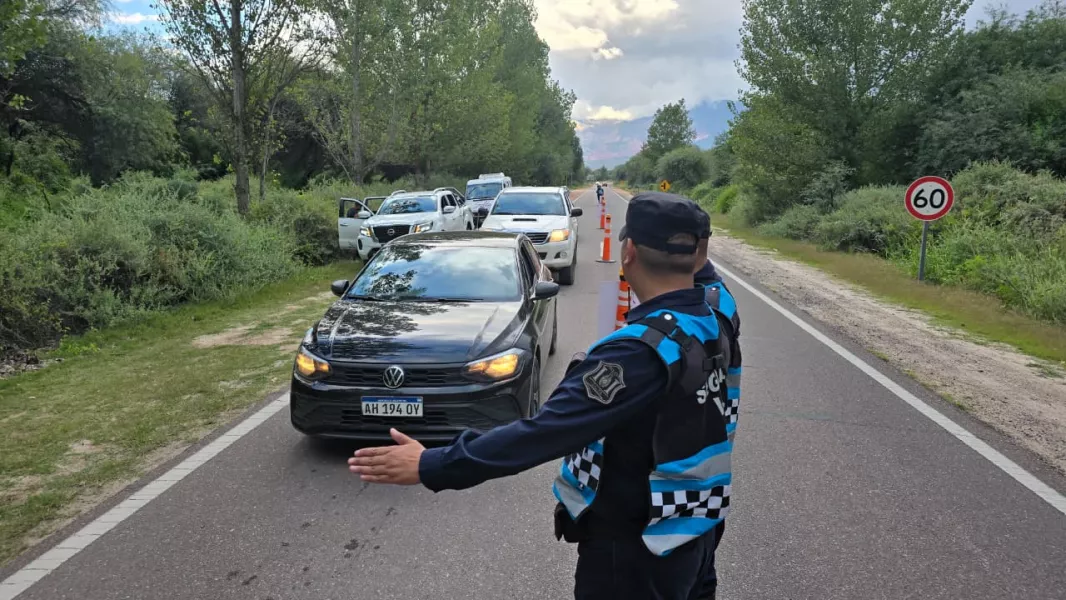 106514-la-primera-jornada-de-la-serenata-a-cafayate-2026-se-desarrollo-con-normalidad