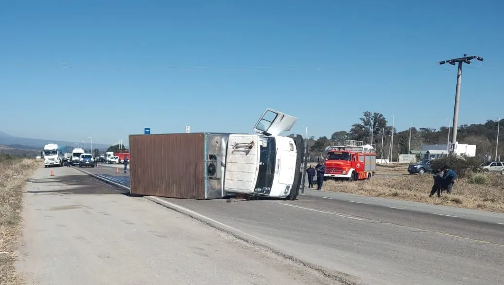 camion ruta nacional 9