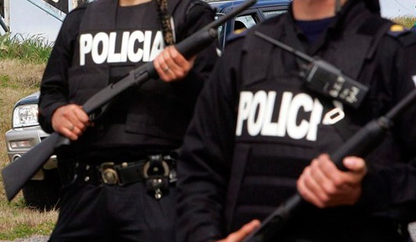 Vejación de policias