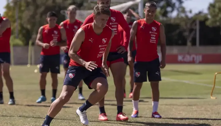 J0Fx-ghnifrhwmaaz-ei