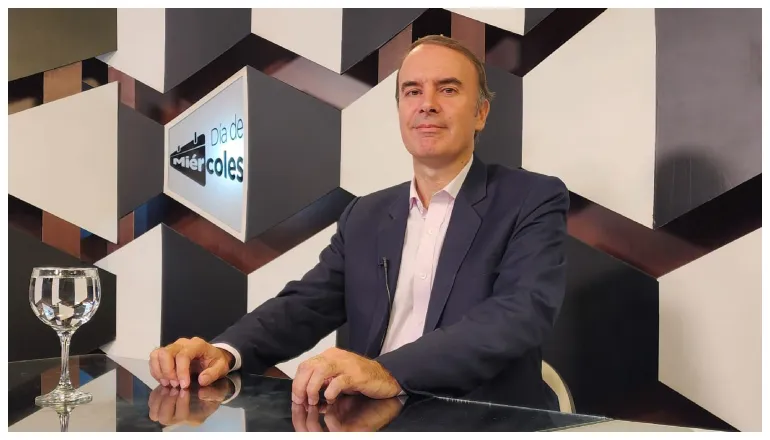 enrique cornejo en día de miércoles