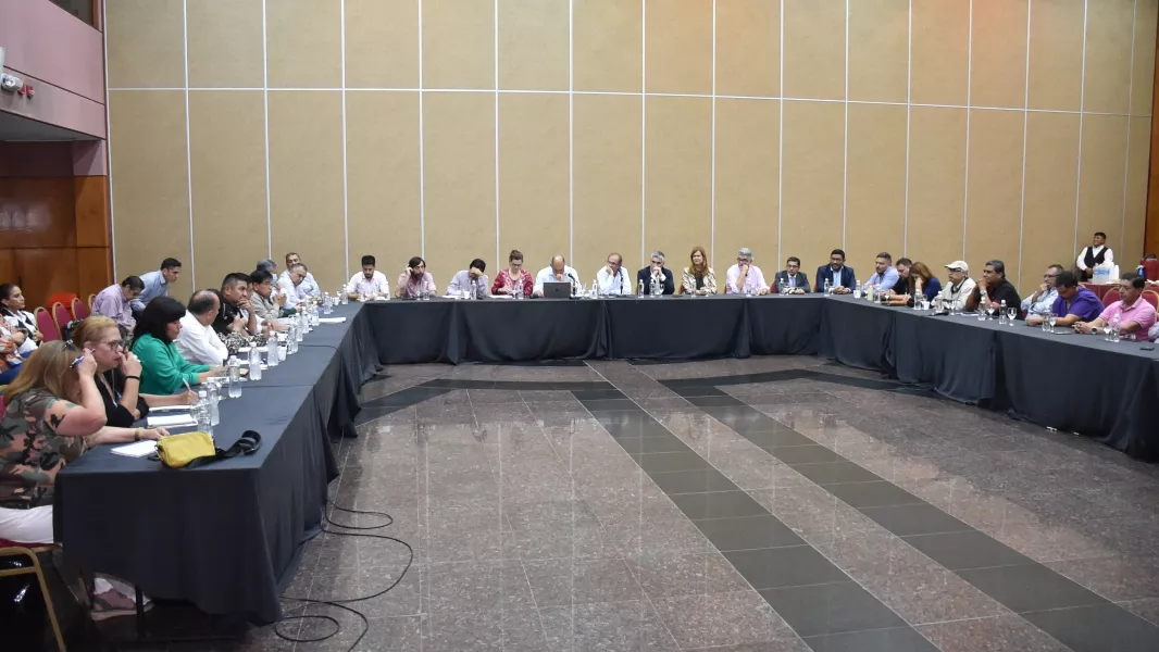 15995-gobierno-y-gremios-abrieron-una-instancia-de-revision-paritaria