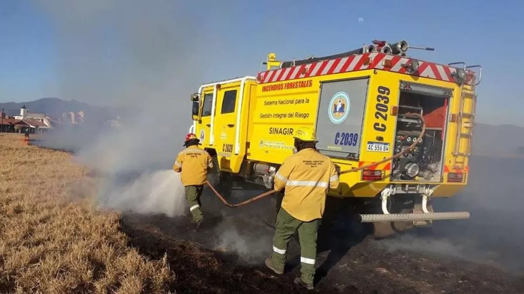 18397-defensa-civil-registro-65-intervenciones-por-incendios-forestales-en-la-provincia