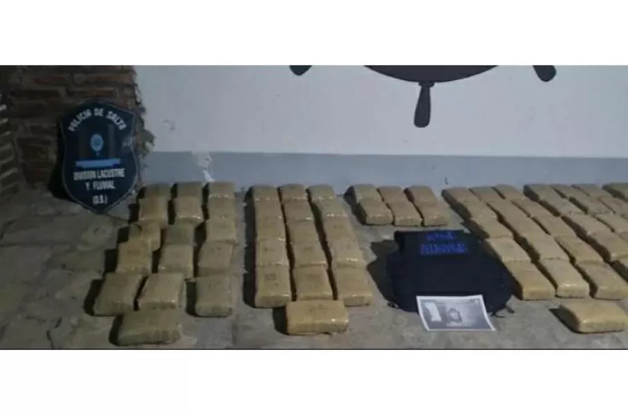 89386-en-un-control-preventivo-policial-incautaron-mas-de-90-kilos-de-marihuana