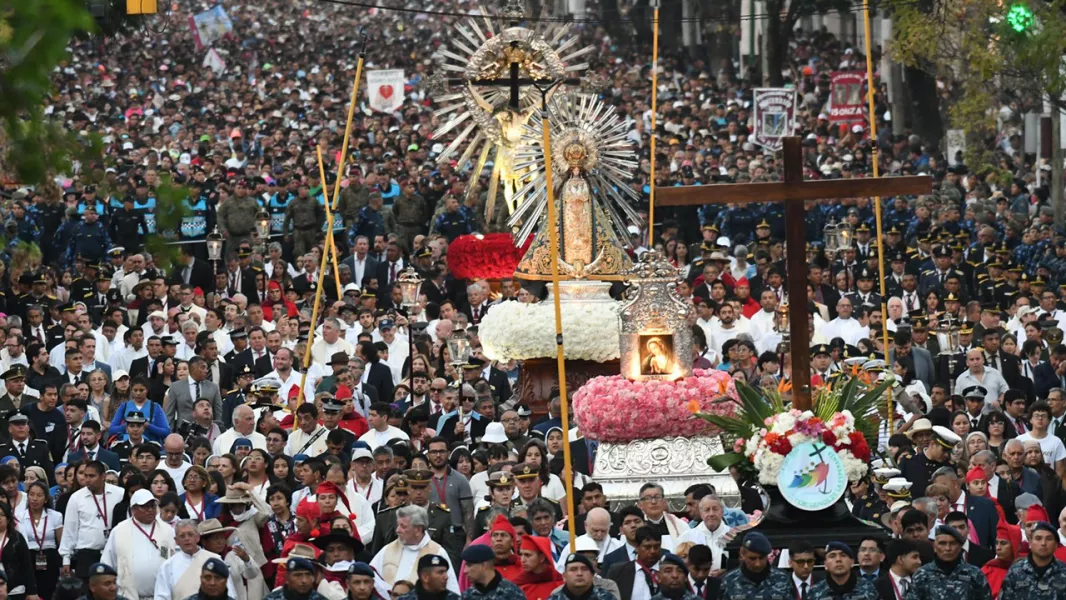 14666-se-desarrollo-con-normalidad-el-operativo-de-seguridad-por-la-procesion-del-milagro-2025