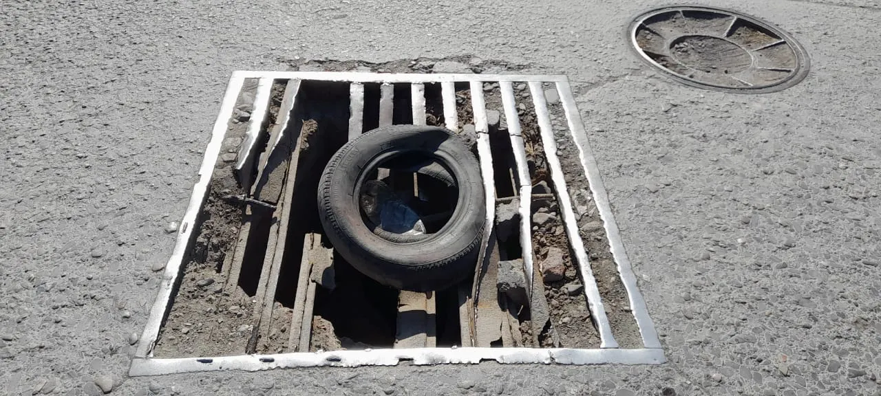 rejilla avenida las costas