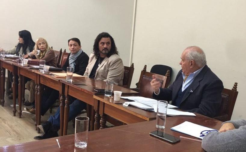 82497-el-presidente-de-aguas-del-norte-expuso-ante-autoridades-del-concejo-deliberante-de-salta