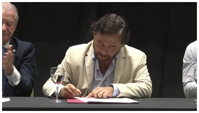 GUSTAVO SÁENZ 2025 (1)