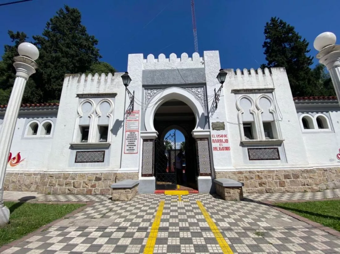 103364-esta-tarde-se-inaugura-la-climatizacion-del-natatorio-peron