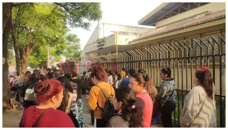 acampe en colegio sargento cabral (1)