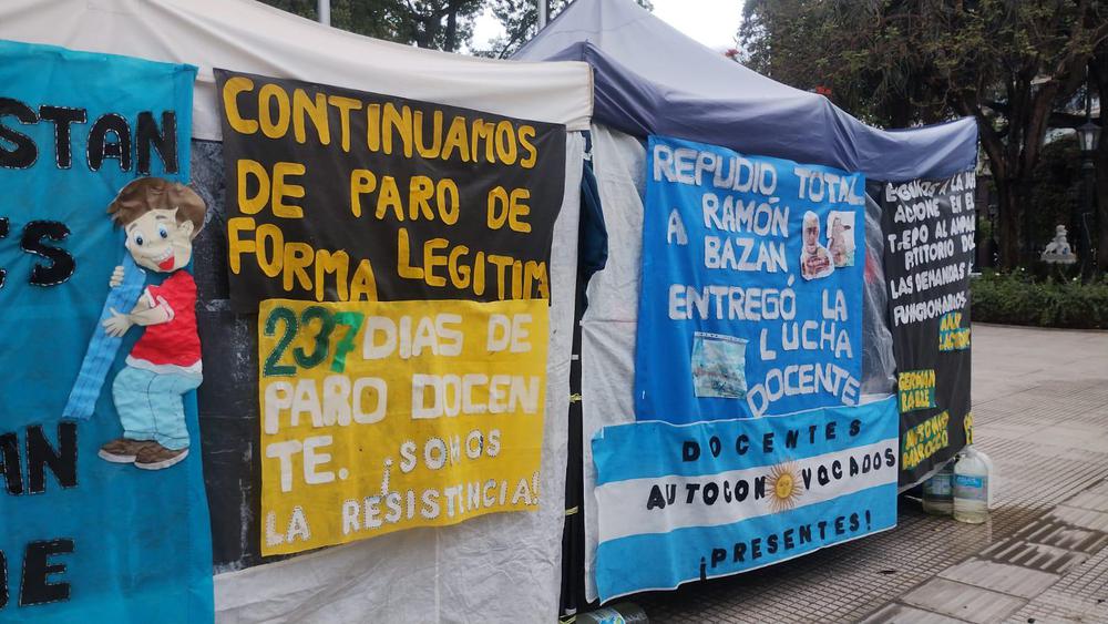 acampe plaza 9 de julio 